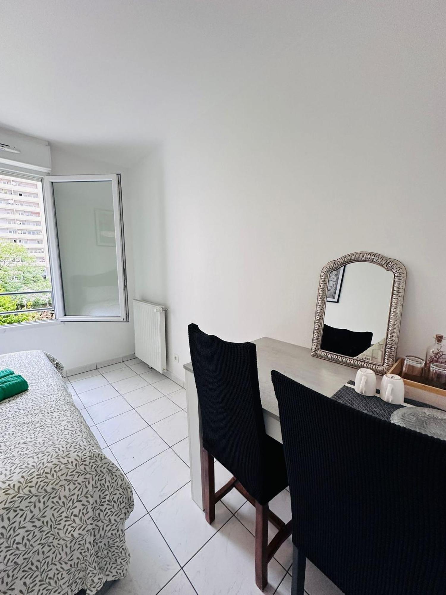 Sri-Indo Bobigny Paris 아파트 외부 사진